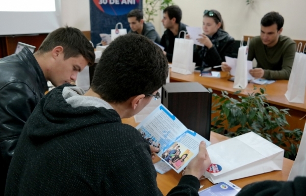 Campania „Information Day” a ajuns la Comrat 