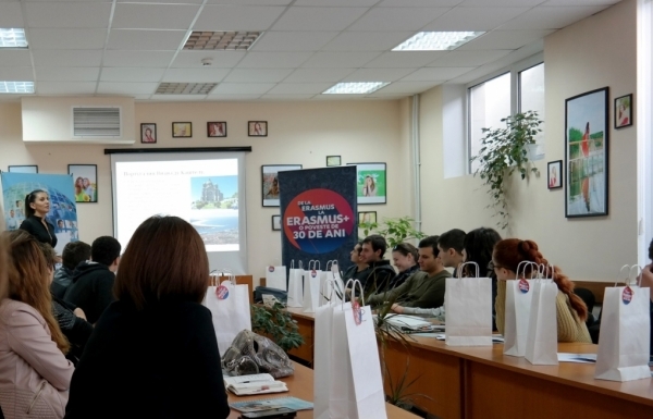 Campania „Information Day” a ajuns la Comrat 