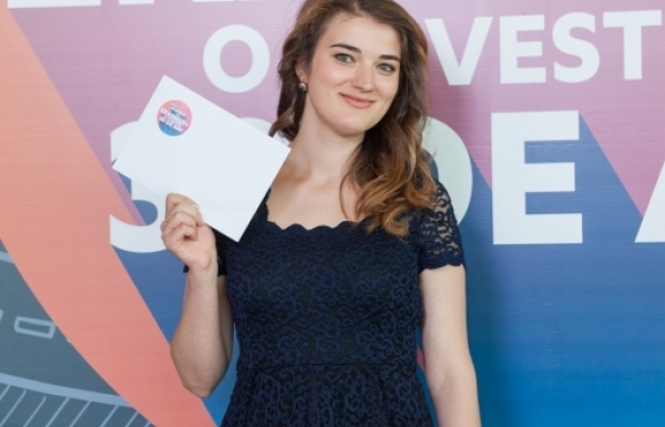 Câștigătoarele concursului „Povestește-ne despre plusul experienței tale Erasmus+”